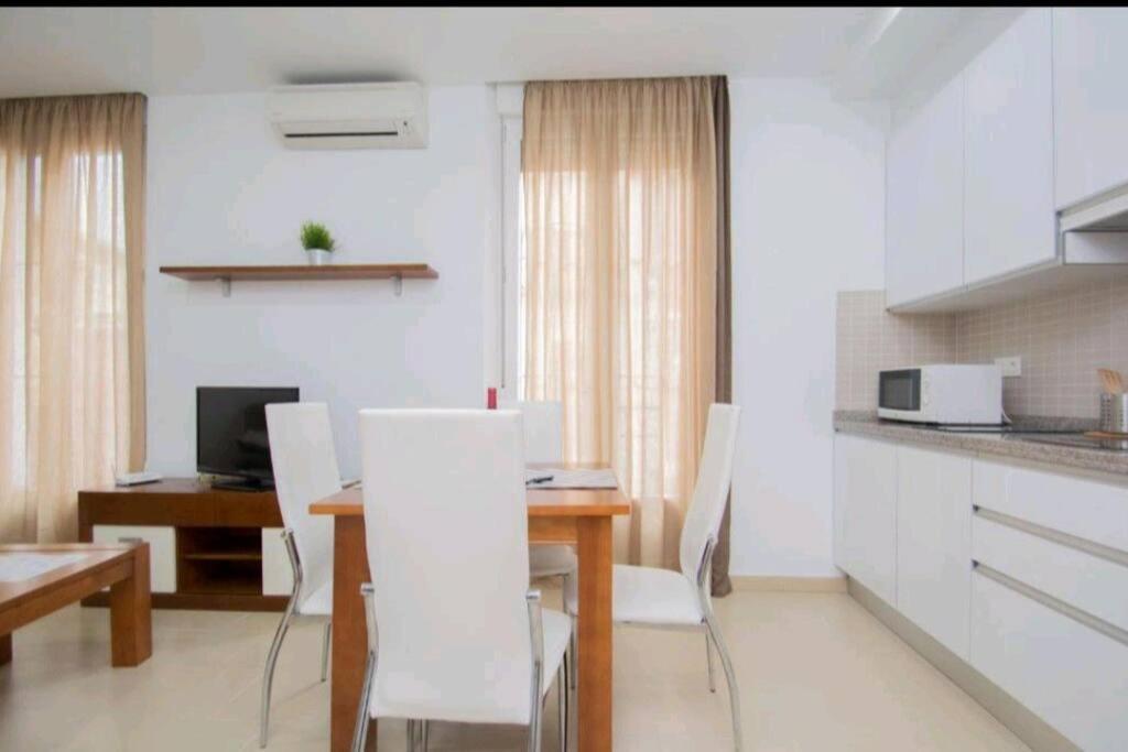 Apartamento Gran Via Granada Bagian luar foto